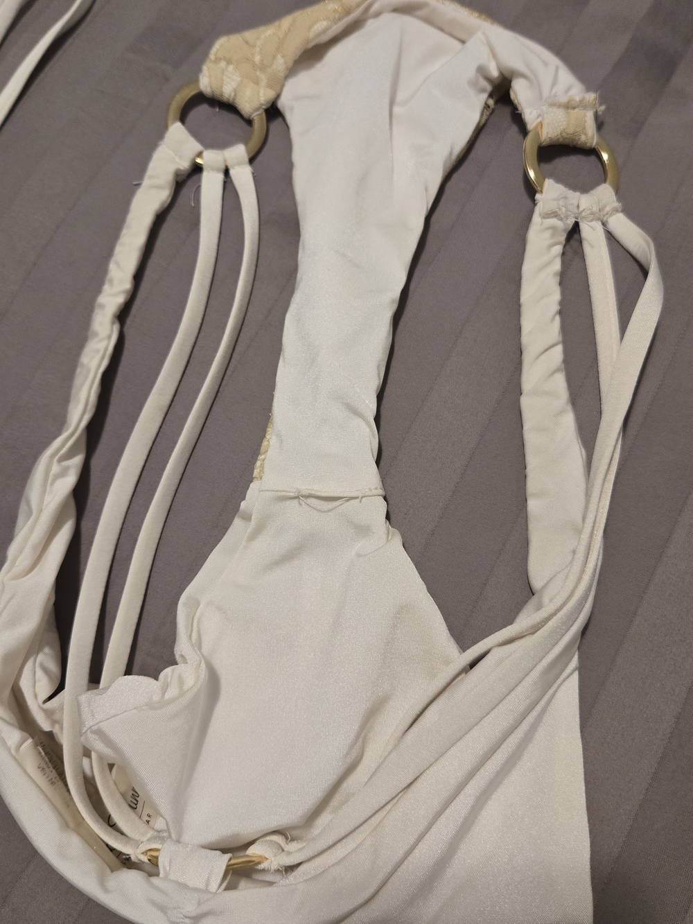Beach Bunny Gun Powder And Lace Bikini Set In White. S/M - Picture 13 of 16